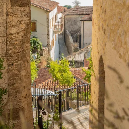 Zoe Hora Szálloda *