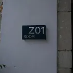 Zoe Hora Dhermi