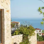 Zoe Hora Hotel