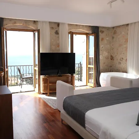 Zoe Hora Resort